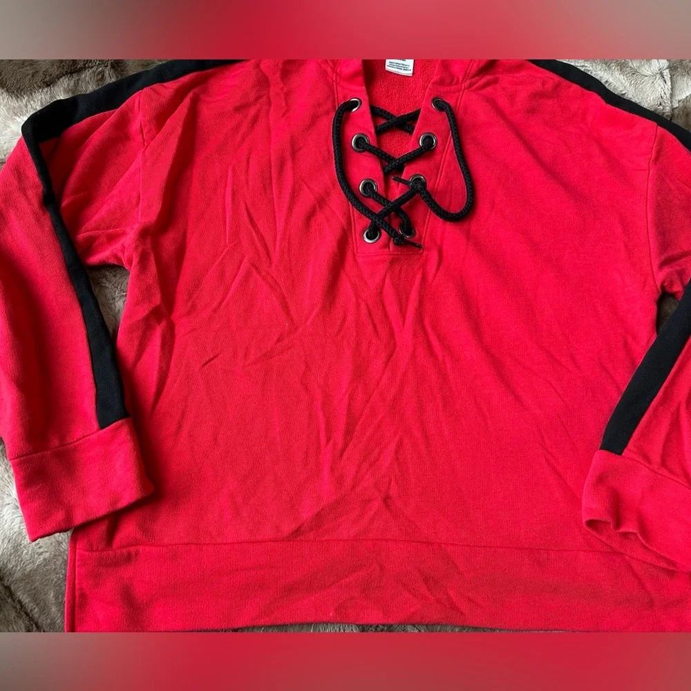 Victoria secret pink crop hoodie - Picture 3 of 6